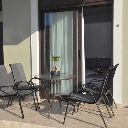 Daire 12 Doors Stavros (Thessaloniki)